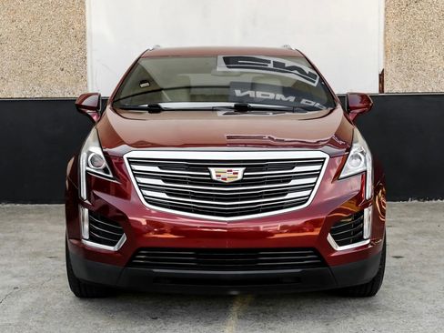 Used 2018 Cadillac XT5 FWD image 6