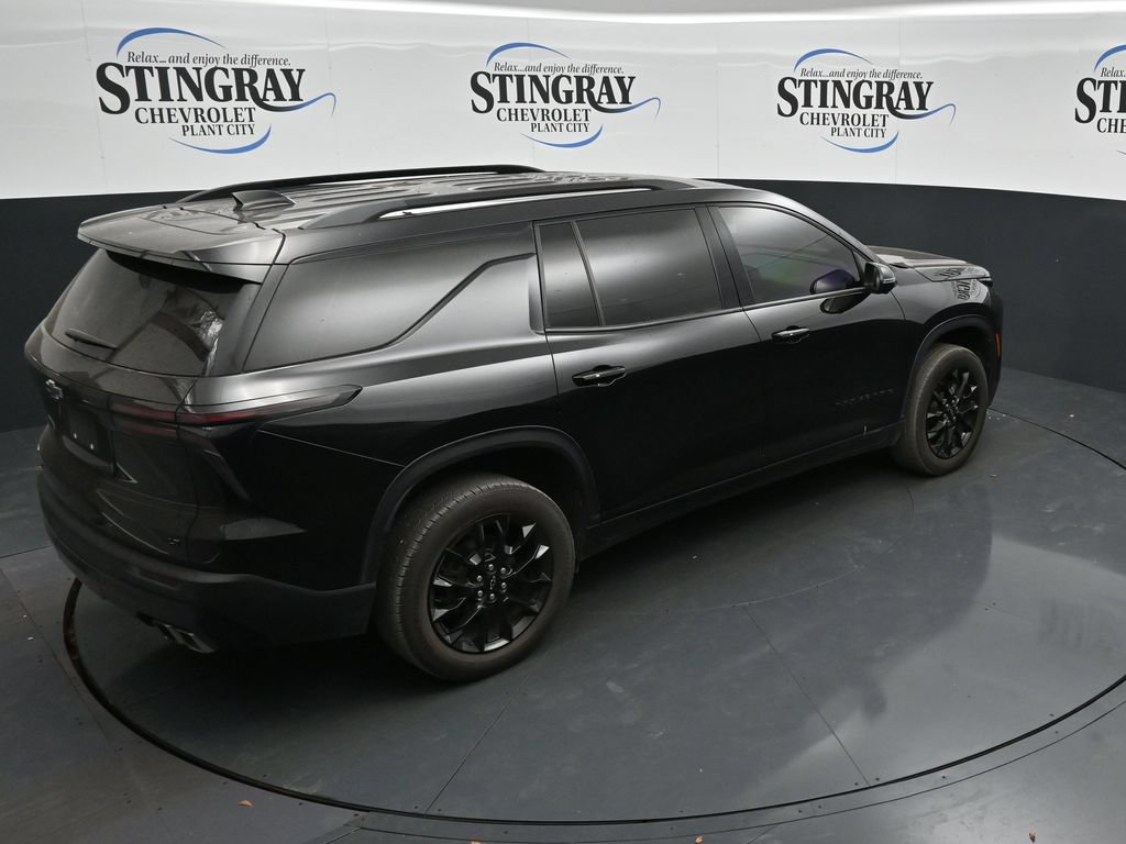 Used 2024 Chevrolet Traverse LT w/ Midnight/Sport Edition FWD image 24
