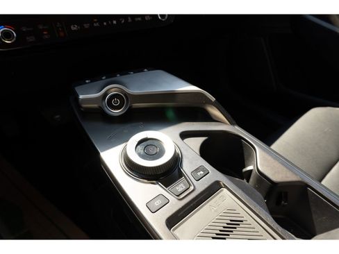 Used 2024 Kia EV6 Wind image 25