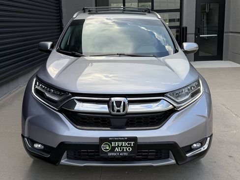 Used 2019 Honda CR-V Touring image 4