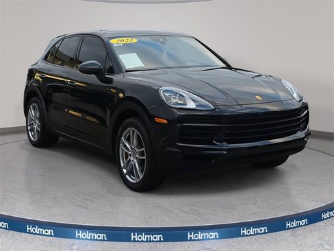 Used 2022 Porsche Cayenne image 1