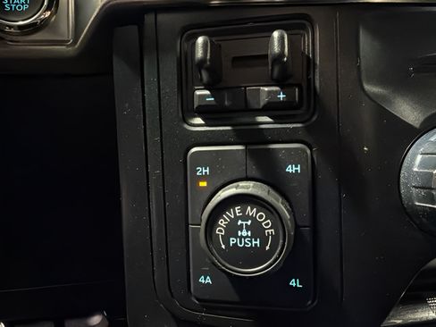 Used 2023 Ford F150 Raptor AWD/4WD image 25