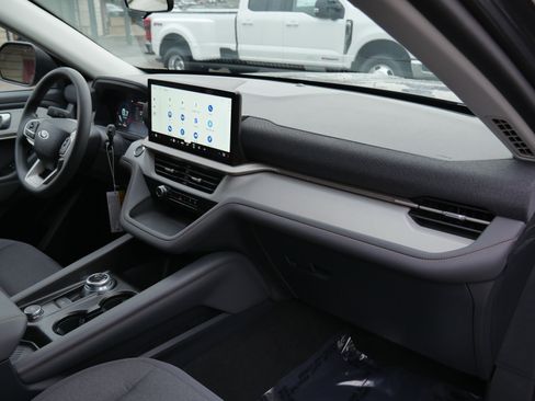 New 2026 Ford Explorer Active image 26