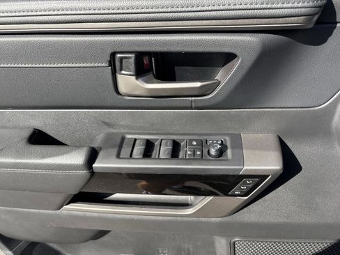 Used 2024 Toyota Tundra Limited image 18