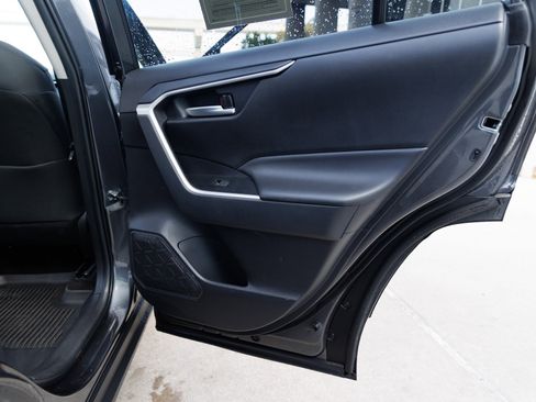 Certified 2025 Toyota RAV4 XLE image 38