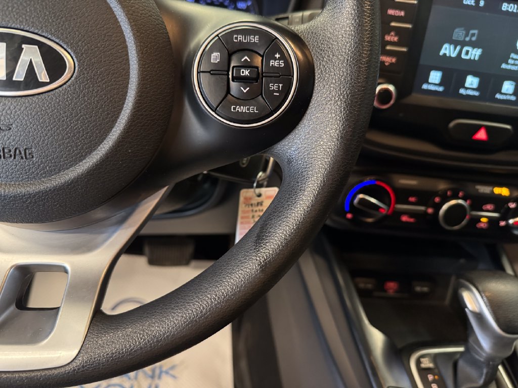 Used 2020 Kia Soul S FWD image 11