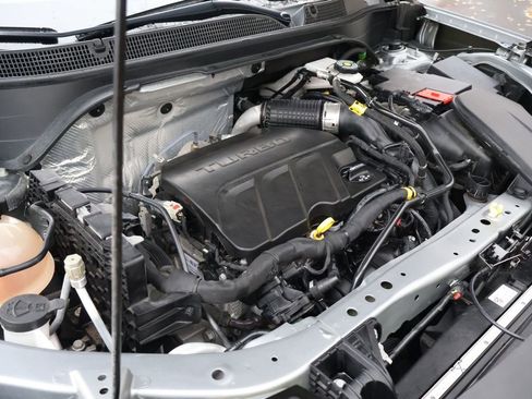 Used 2024 Chevrolet Trax RS image 15