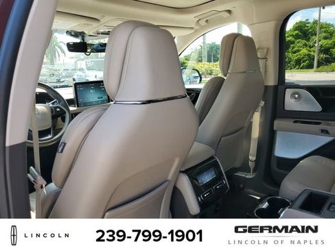 Certified 2022 Lincoln Aviator Reserve AWD/4WD image 22