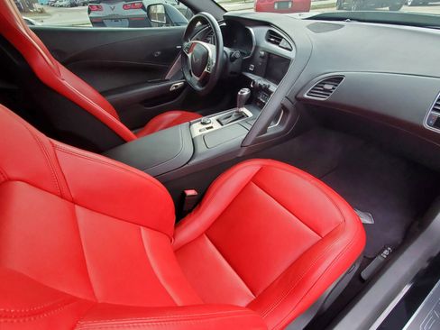 Used 2019 Chevrolet Corvette Stingray Coupe w/ 1LT image 23