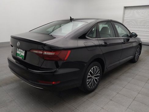 Used 2021 Volkswagen Jetta SE FWD image 9