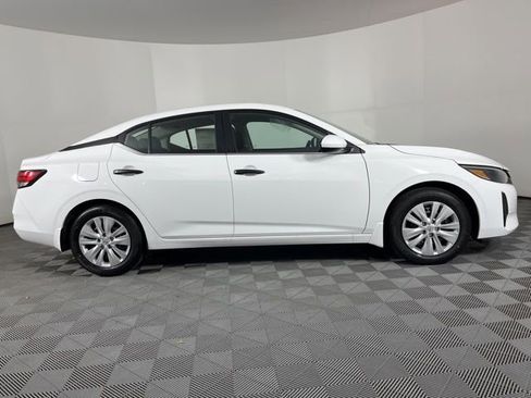 New 2025 Nissan Sentra S image 11