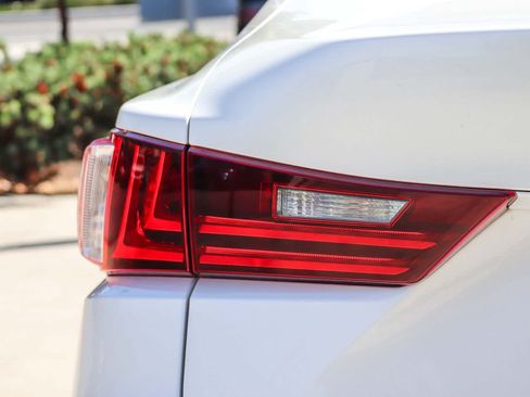 Used 2014 Lexus IS 250 w/ Navigation Package RWD image 7