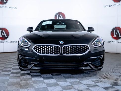 Used 2021 BMW Z4 sDrive30i w/ Premium Package RWD image 3
