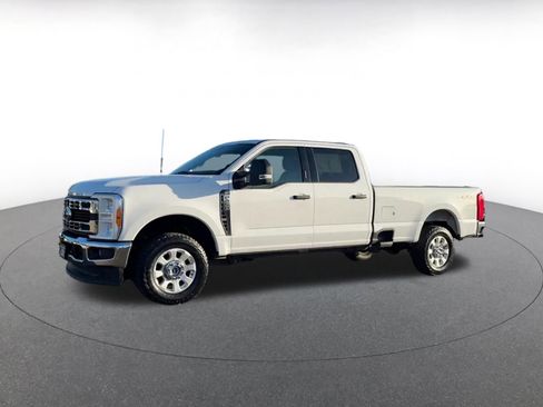 Used 2023 Ford F250 XLT image 7
