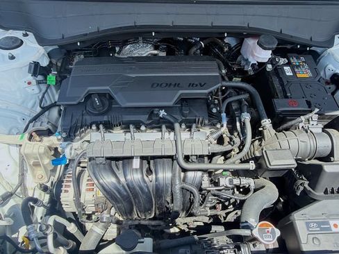 Certified 2025 Hyundai Kona SE FWD image 28