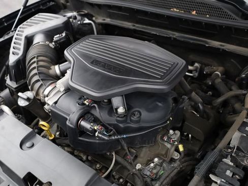 Used 2021 Chevrolet Blazer LT image 9