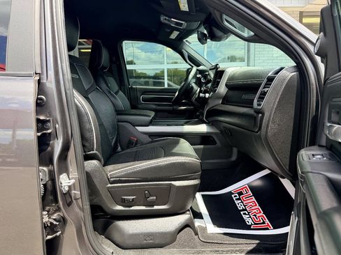 Used 2025 RAM 2500 Laramie AWD/4WD image 40