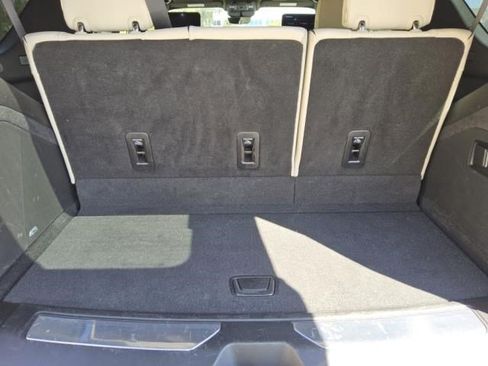 Used 2022 Cadillac Escalade Sport w/ Touring Package RWD image 4