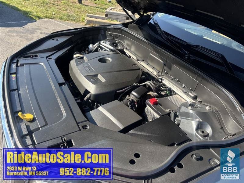 Used 2017 Volvo XC90 T6 Momentum w/ Vision Package AWD/4WD image 23