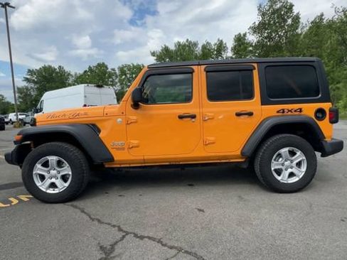 Used 2018 Jeep Wrangler Unlimited Sport S AWD/4WD image 5