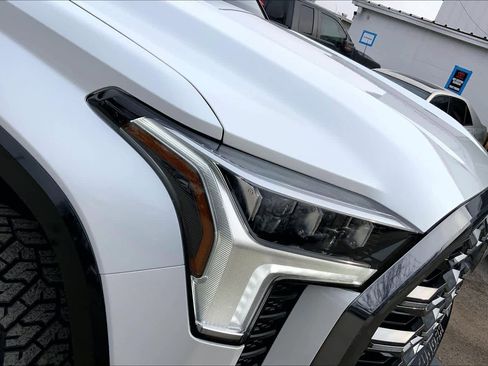 Used 2025 Toyota Tundra Platinum image 28