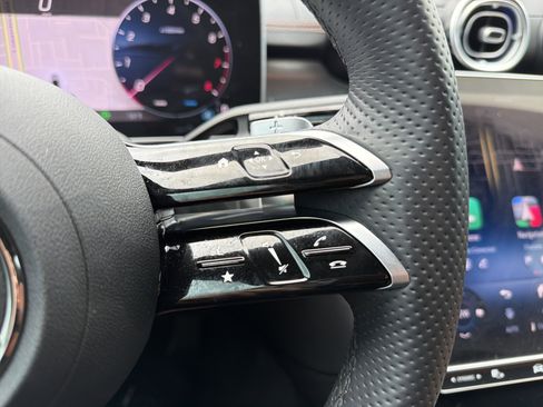 Used 2025 Mercedes-Benz C 300 Sedan image 5