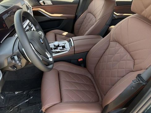 New 2026 BMW X7 xDrive40i image 18
