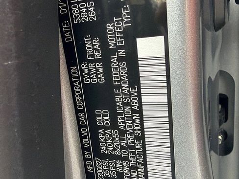 Used 2012 Volvo XC60 T6 R-Design image 28