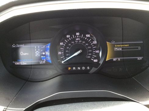 Used 2019 Ford Edge SEL w/ Equipment Group 201A AWD/4WD image 26