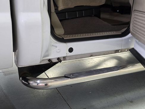 Used 2000 Ford F350 XLT image 39