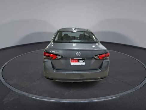 Used 2025 Nissan Versa SV image 7