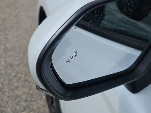 New 2026 Toyota Camry Hybrid AWD/4WD image 11