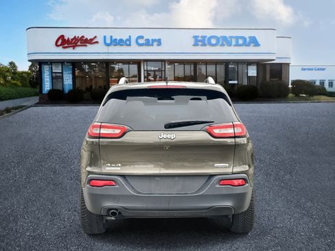 Used 2014 Jeep Cherokee Latitude w/ Cold Weather Group image 4