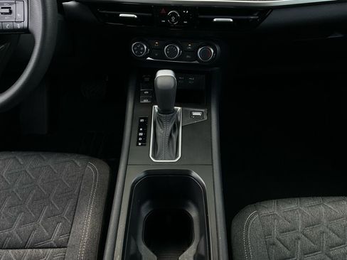 Used 2025 Nissan Kicks SV image 13