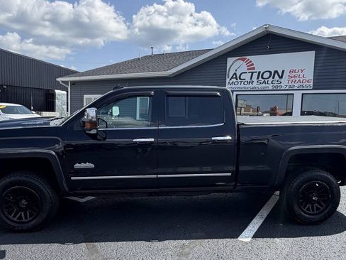 Used 2018 Chevrolet Silverado 3500 High Country AWD/4WD image 2