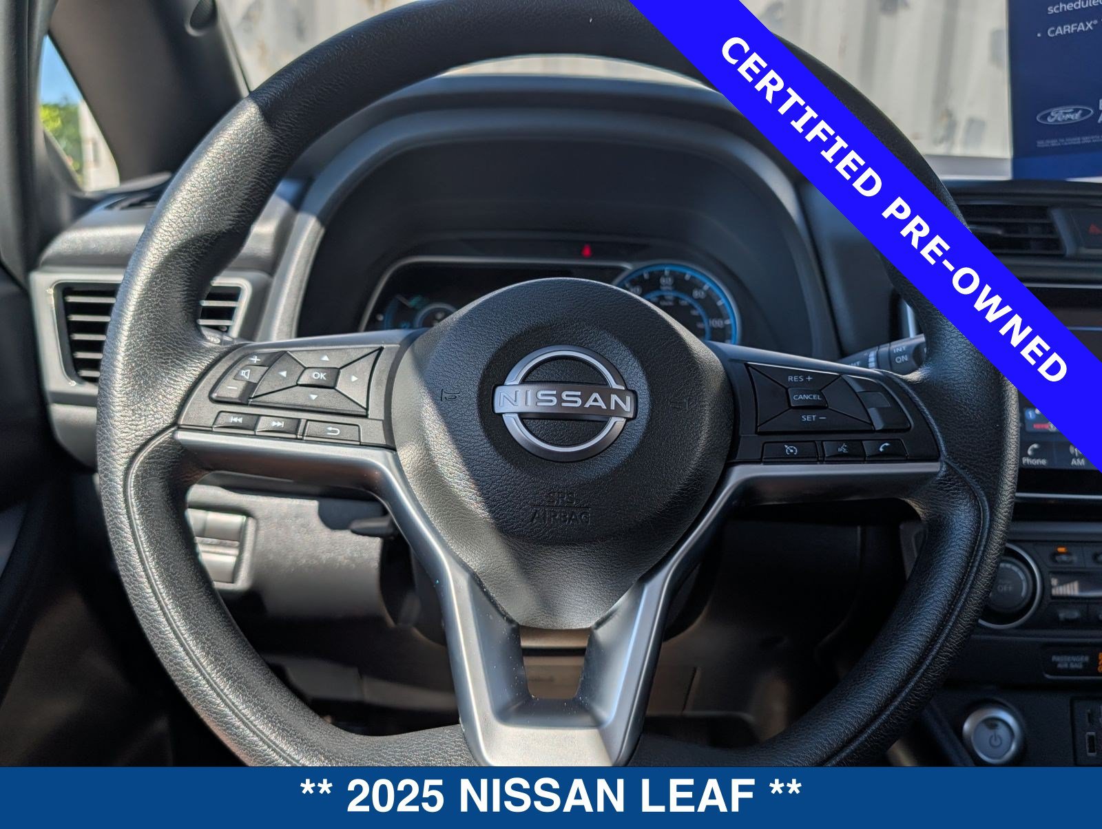 Used 2025 Nissan Leaf S FWD image 28