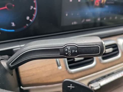 Used 2022 Mercedes-Benz GLE 350 4MATIC w/ AMG Line Exterior image 30
