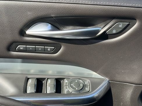 Used 2022 Cadillac XT4 Premium Luxury w/ Enhanced Visibility Package image 22