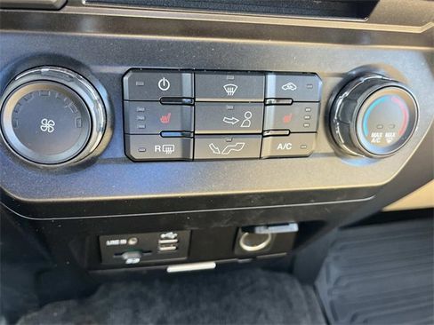 Used 2015 Ford F150 XLT w/ Equipment Group 302A Luxury image 30