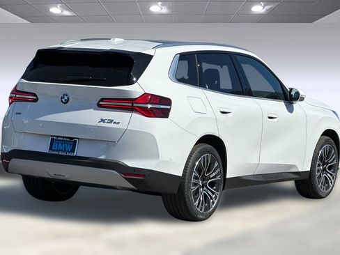 Used 2025 BMW X3 xDrive30i w/ Convenience Package image 8
