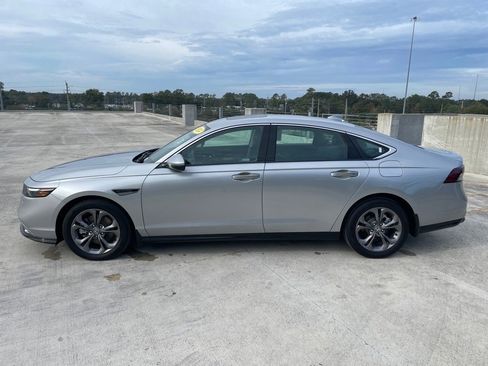 Used 2024 Honda Accord EX-L image 4