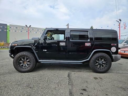 Used 2003 HUMMER H2 w/ Preferred Equipment Group image 5