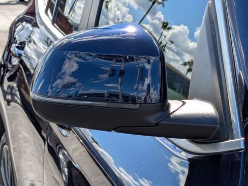 Used 2022 BMW X3 sDrive30i w/ Premium Package image 12