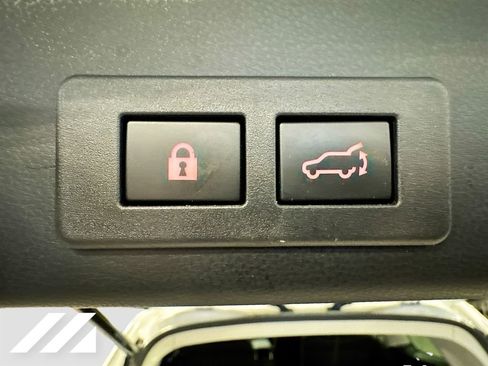 Used 2025 Subaru Ascent Premium image 27