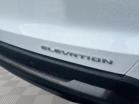 New 2027 GMC Terrain Elevation w/ Elevation Premium Package AWD/4WD image 27