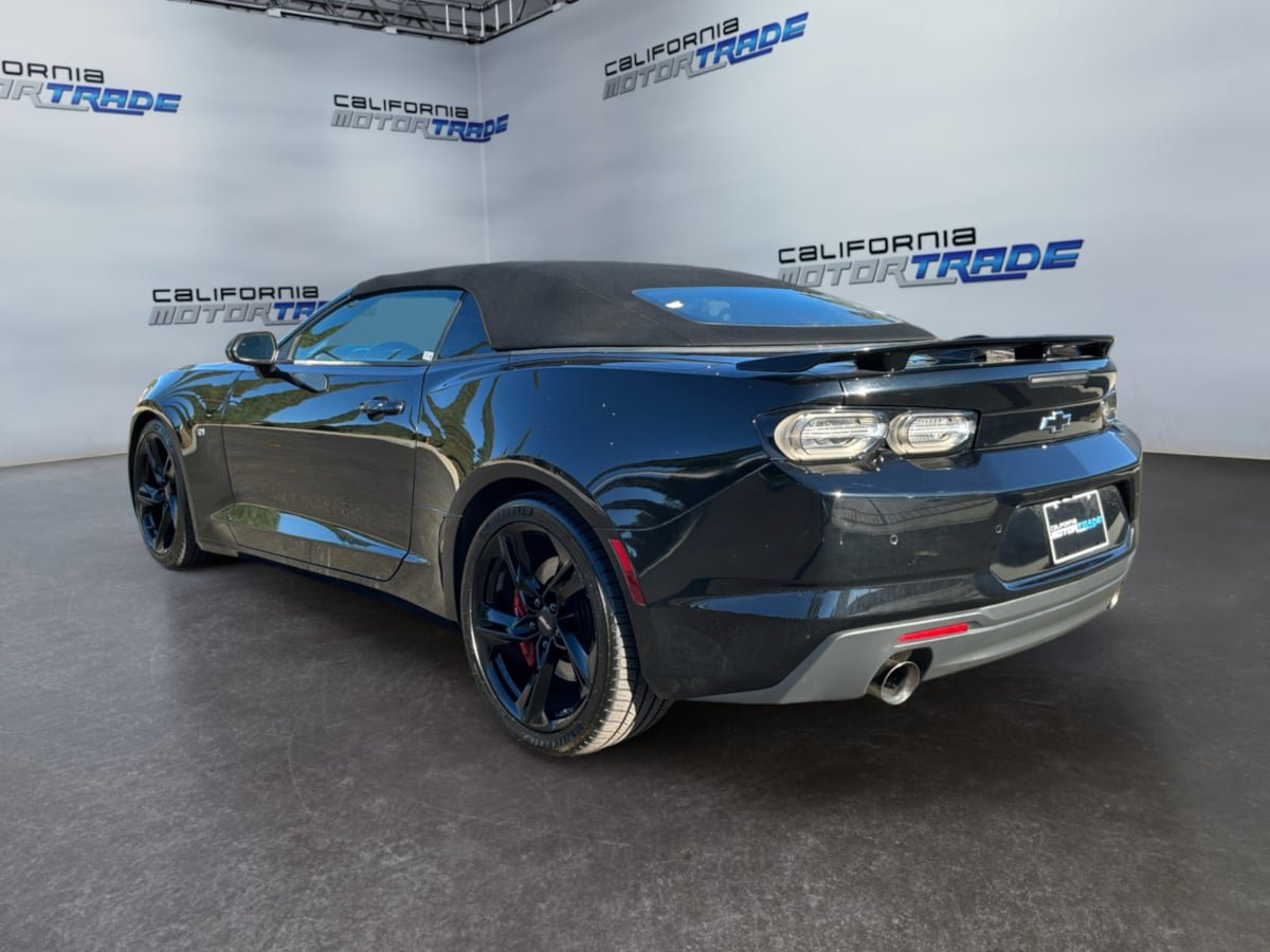Used 2020 Chevrolet Camaro SS RWD image 7