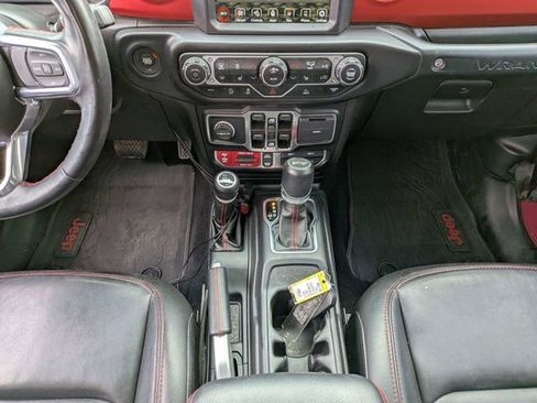 Used 2022 Jeep Wrangler Unlimited Rubicon w/ Cold Weather Group image 22