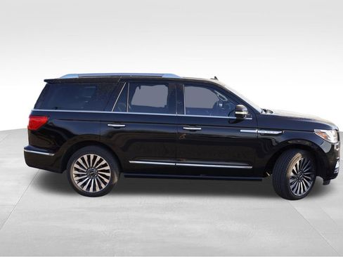 Used 2018 Lincoln Navigator Reserve w/ Technology Package image 2