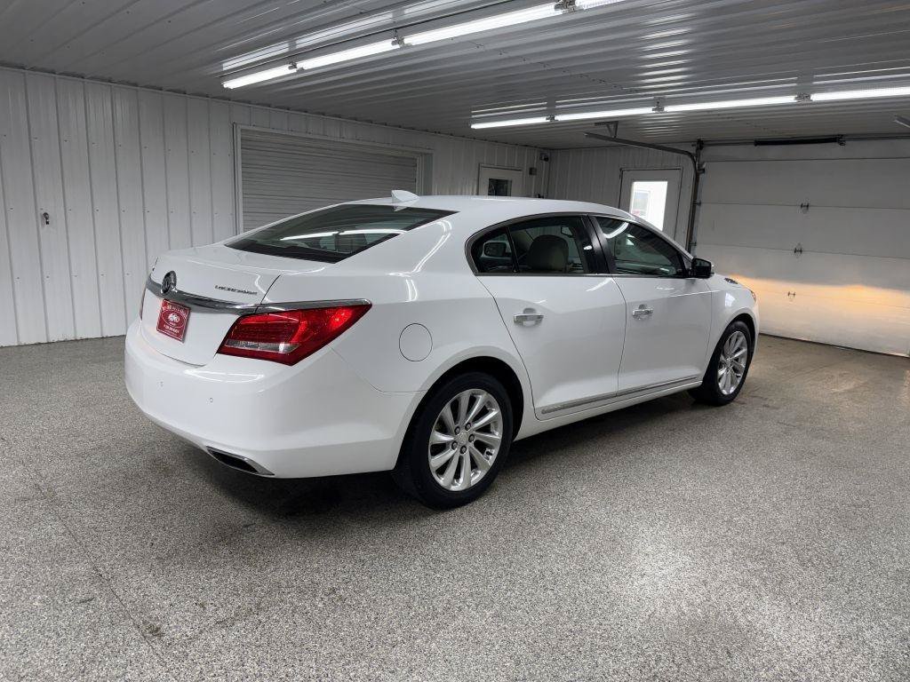 Used 2016 Buick LaCrosse Leather FWD image 6