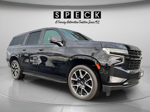 Used 2024 Chevrolet Suburban RST w/ Luxury Package AWD/4WD image 7